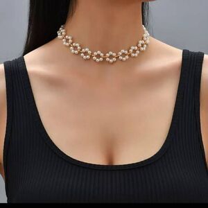 Flower Shape Braid Necklace Gold Faux Pearls Short Choker Necklace